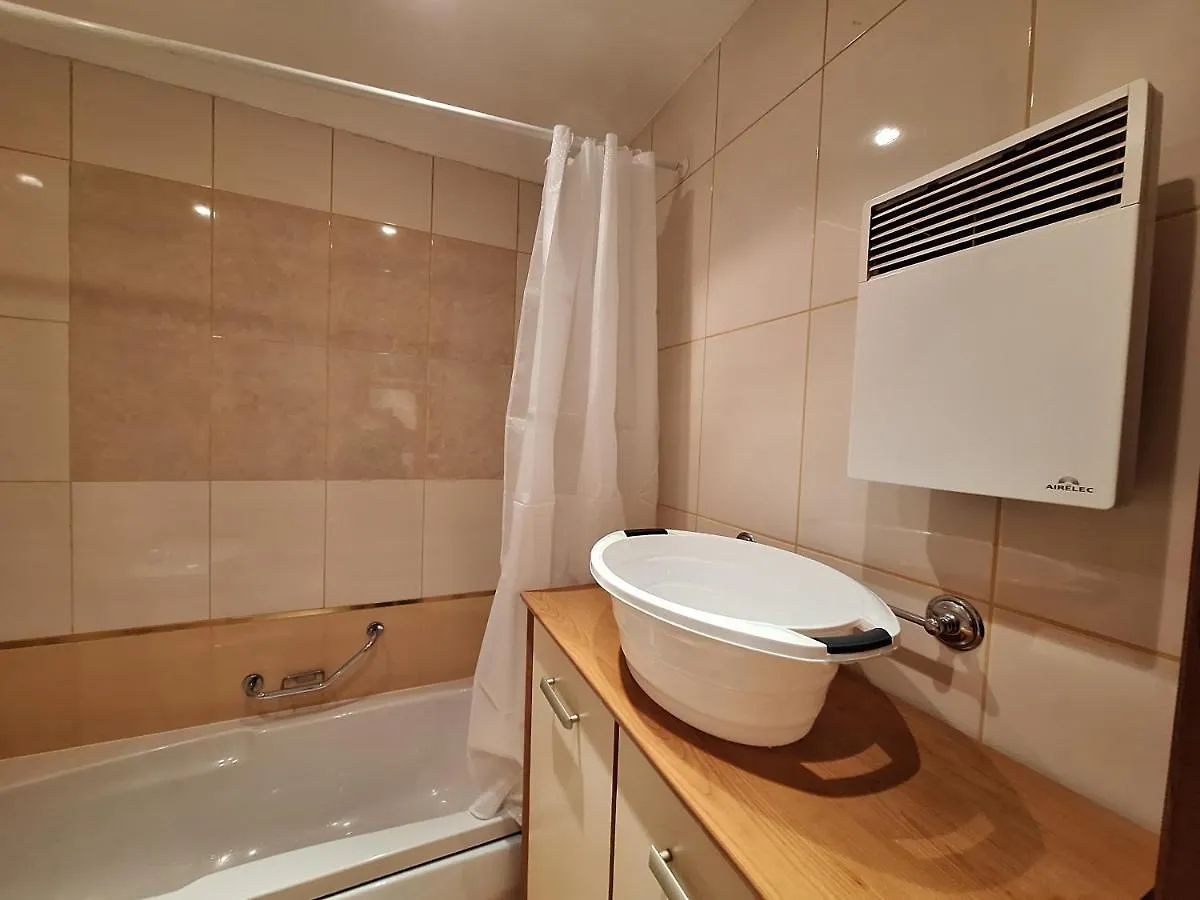 Top Location Ski-In Ski-Out Bansko Apartment